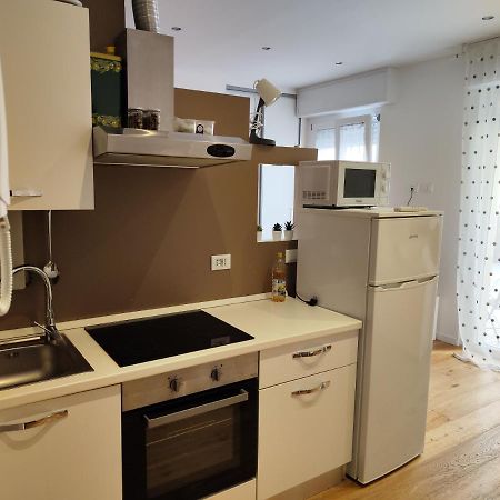 Ak Holidays Apartments 81 Болонья Екстер'єр фото