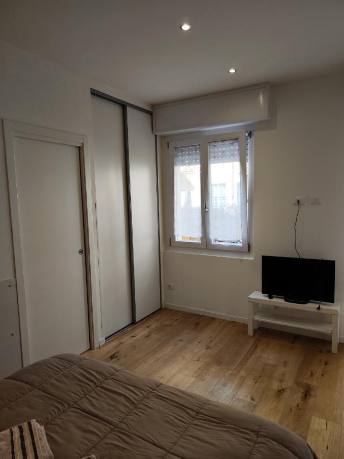 Ak Holidays Apartments 81 Болонья Екстер'єр фото
