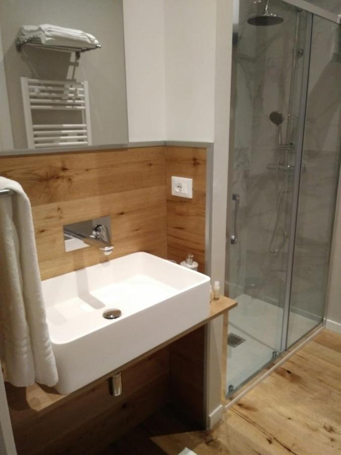 Ak Holidays Apartments 81 Болонья Екстер'єр фото